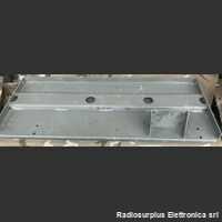 ELMER 5820-15-068-7528 Pianale Montaggio veicolare M113  ELMER 5820-15-068-7528  Pianale metallico per montaggio apparati radio su mezzi militari Accessori per apparati radio Militari