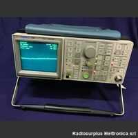 TEKTRONIX 2710 Spectrum Analyzer TEKTRONIX 2710 Strumenti