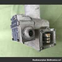 TMG/37/4168 Loop Antenna Aeronautica  TMG/37/4168  Antenna ad anello circolare per  la navigazione aerea via radio Accessori per apparati radio Militari