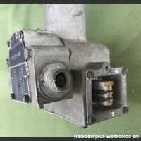 TMG/37/4168 Loop Antenna Aeronautica  TMG/37/4168  Antenna ad anello circolare per  la navigazione aerea via radio Accessori per apparati radio Militari