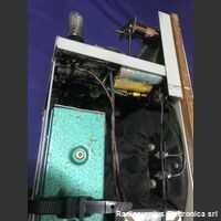 CAPT. O.M. Watts Lpd Ricevitore Radio Yacht  Herry DGES CAPT. O.M. Watts Lpd  Raro ricevitore degli anni 40 montato su yacht  Riceve in onde lunghe e onde medie. Apparati radio