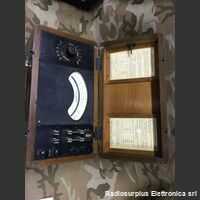 ELLIOTT BROTHERS Century  D.C. Testing Set  ELLIOTT BROTHERS  Misuratore di tensione e corrente  0-750 Volt  0-600 Amper Accessori per apparati radio Militari