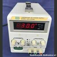GPS-3030D GW GPS-3030D  Alimentatore lineare da banco Digitale  Uscita regolabile da 0-30 Volt 0-3 Amper Strumenti