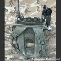 PRC-25 PRC-25 La radio del Vietnam Ricetrasmettitore in sintonia continua da 30 - 75 Mhz Apparati radio