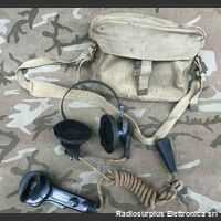 W.S.HAND N°7  W.S.HAND N°7  Cuffia e microfono con ptt originale Inglese per apparati WS.19. Accessori per apparati radio Militari