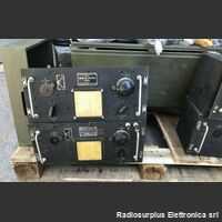 SCR-193 SCR-193  Stazione radio completa e originale.  Composta da Trasmettitore BC-191, Ricevitore BC-312, Dynamotor BD-77 Apparati radio