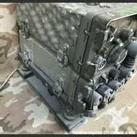 RT-70/GRC + AM-65/GRC Ricetrasmettitore RT-70/GRC + AM-65/GRC + mounting MT-300/GR Ricetrasmettitore in sintonia continua da 47 a 58  Mhz in FM Apparati radio