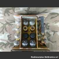 PP-112/GR Alimentatore PP-112/GR Alimentatore veicolare per set radio AN/GRC-7.8.9.. Ingresso a 24 Vcc. Accessori per apparati radio Militari