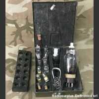 BX-53-C Cassetta valvole ricambio  BX-53-C  Contiene valvole di ricambio e lampade  per stazione radio GRC-9 Accessori per apparati radio Militari