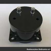 W.01910 Voltmetro analogico a pannello 0-300V AC  Dimensioni: 46x46x36mm Diametro foro: 45mm Materiale elettrico