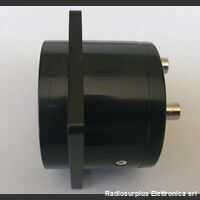 W.01910 Voltmetro analogico a pannello 0-300V AC  Dimensioni: 46x46x36mm Diametro foro: 45mm Materiale elettrico