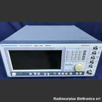 SMIQ 03B Signal Generator  ROHDE & SCHWARZ SMIQ 03B  Range di frequenza da 300 Khz a 3,3 Ghz Strumenti