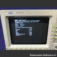 AWG2021 Arbitrary Waveform Generator SONY / TEKTRONIX  AWG2021 Generatore avanzato di forme d'onda da 10Hz a 250 Mhz. Strumenti