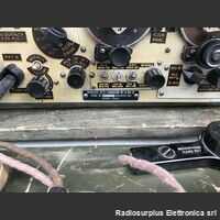 Wireless Sets [Canadian] No.19 Mk III Wireless Sets [Canadian] No.19 Mk III  Stazione radio completa di accessori nella sua cassa originale  Modi operativi AM/CW. Composta da due sezion Apparati radio