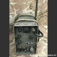 Rt-53B/TRC-7 Rt-53B/TRC-7  Ricetrasmettitore VHF canalizzato in AM da 100 a 156 Mhz  Potenza in uscita da 0,5 a 1,5 Watt, monta 11 valvole. Apparati radio