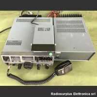  Transceiver veicolare QRP  SOMMERKAMP FT-7B  Ricetrasmettitore veicolare per bande radioamatoriali  Alimentazione 12 Volt cc Apparati radio