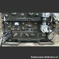 AN/GRC-106A MAGNAVOX  AN/GRC-106A  Ricetrasmettitore RT-834 in banda HF da 2 a 29,999 Mhz  Modi di emissione in AM/CW/FSK/SSB. Alimentazione 24 volt c.c. Apparati radio