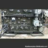 AN/GRC-106A MAGNAVOX  AN/GRC-106A  Ricetrasmettitore RT-834 in banda HF da 2 a 29,999 Mhz  Modi di emissione in AM/CW/FSK/SSB. Alimentazione 24 volt c.c. Apparati radio