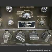 AN/GRC-106A MAGNAVOX  AN/GRC-106A  Ricetrasmettitore RT-834 in banda HF da 2 a 29,999 Mhz  Modi di emissione in AM/CW/FSK/SSB. Alimentazione 24 volt c.c. Apparati radio