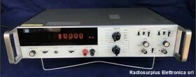 HP 5326B HP 5326B  Frequenzimetro digitale a Nixie con voltmetro Strumenti