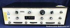EXACT mod 337 EXACT mod 337 Generatore di sfasamento e di funzioni programmabile Strumenti
