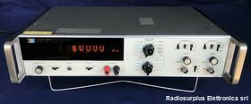 HP 5326B HP 5326B  Frequenzimetro digitale a Nixie con voltmetro Strumenti