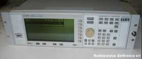 E4421B ANGILENT E4421B series ESG  Signal Generator Generatori RF - AF - SWEEP