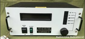 RR102 REDIFON RR102   Ricevitore in Am da 150 Khz a 30 Mhz in  6 bande  e in FM da 88-108 Mhz, uscita audio B.F.mono/stereo Apparati radio