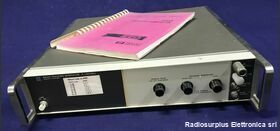 HP 8444A HP 8444A  Tracking Generator  Range 0,5 -1500 Mhz Strumenti