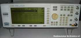 ESG3000B ANGILENT E4421B series ESG 3000B Signal Generator Generatori RF - AF - SWEEP