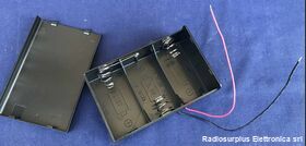 PP3TOR Portapile 3 x Torcia Con coperchio Prodotto nuovo. Componenti elettronici