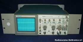 TEKTRONIX 2235A -versione rak- Oscilloscope TEKTRONIX 2235A -versione rak Strumenti