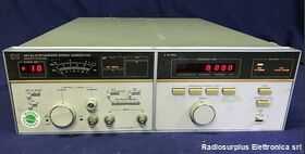 HP 8672A da rev Synthesized Signal Generator  HP 8672A -da revisionare Strumenti
