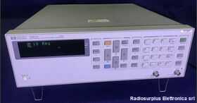 HP 3324A Synthesized Function/Sweep Generator HP 3324A Strumenti HP 3324A Synthesized Function/Sweep Generator HP 3324A Strumenti