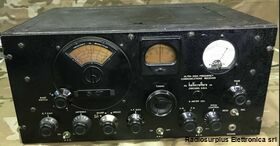 HALLICRAFTERS S-27 HALLICRAFTERS S-27  Ricevitore professionale in VHF Apparati radio