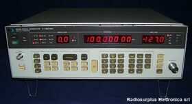 HP 8656B Signal Generator HP 8656B opt 001 Strumenti HP 8656B Signal Generator HP 8656B opt 001 Strumenti