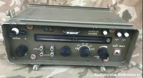  R 5A  Ricevitore HF di produzione CECA  Riceve da 1 a 22,5 Mhz in 6 bande Apparati radio