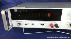 HP 5326B HP 5326B  Frequenzimetro digitale a Nixie con voltmetro Strumenti