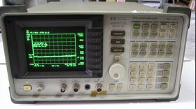 HP8590A HP 8590A Spectrum Analyzer Analizzatori di spettro - Network