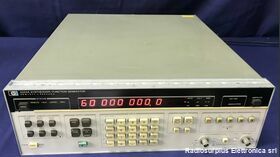 HP 3325A  Synthesizer/Function Generator  HP 3325A  Generatore di funzioni sintetizzato con sweep Strumenti