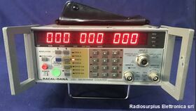 RACAL 2101 Microwave Counter  RACAL-DANA 2101  Frequenzimetro a tre ingressi da 10 Hz a 20 Ghz Strumenti