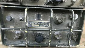 RT 77/GRC-9 RT 77/GRC-9   Ricetrasmettitore da 2 a 12 Mhz ,   AM-CW-MCW in tre gamme.Potenza di uscita 15W Apparati radio