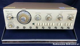 IEC F55A IEC F55A  Generatore di funzioni con sweep  da 0.0003 Hz a 11 Mhz Strumenti