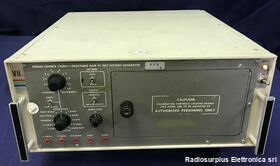 VII Signal Source 1208A Selectable Rate TV Test Pattern Generator   VII Signal Source 1208A Strumenti