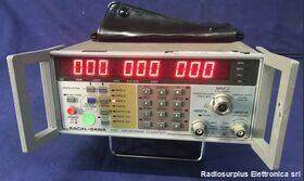RACAL 2101 Microwave Counter  RACAL-DANA 2101  Frequenzimetro a tre ingressi da 10 Hz a 20 Ghz Strumenti