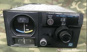 MARK 8 NARCO MARK 8  Apparato radio Aeronautico   per la comunicazione e la navigazione di aerei leggeri Apparati radio