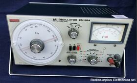 EM98A UNAOHM EM 98A  Generatore di segnale da 20 Hz a 200 Khz Strumenti