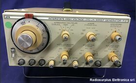  ATO F47 Interstate High Voltage Log-Lin Sweep Generator   Strumenti