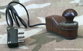 TSE (W) 9-2 TSE (W) 9-2  Mini tasto per ricetrasmettitore Inglese W.S. 88 Accessori per apparati radio Militari