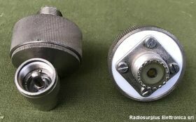 Adattatore Antenna filare Adattatore angolare spina PL259 e presa SO239   La presa è isolata dalla massa Accessori per apparati radio Militari